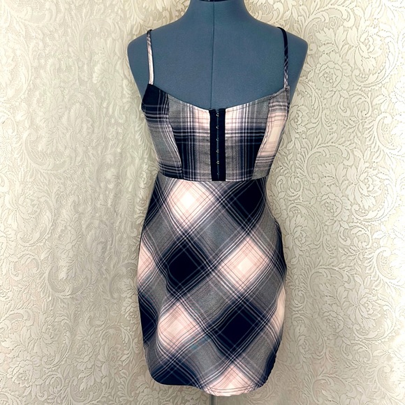 Urban Outfitters Dresses & Skirts - Urban Outfitters Plaid Pink Dress